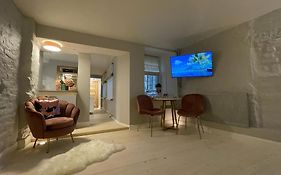 Cute Apartment For Young Travellers